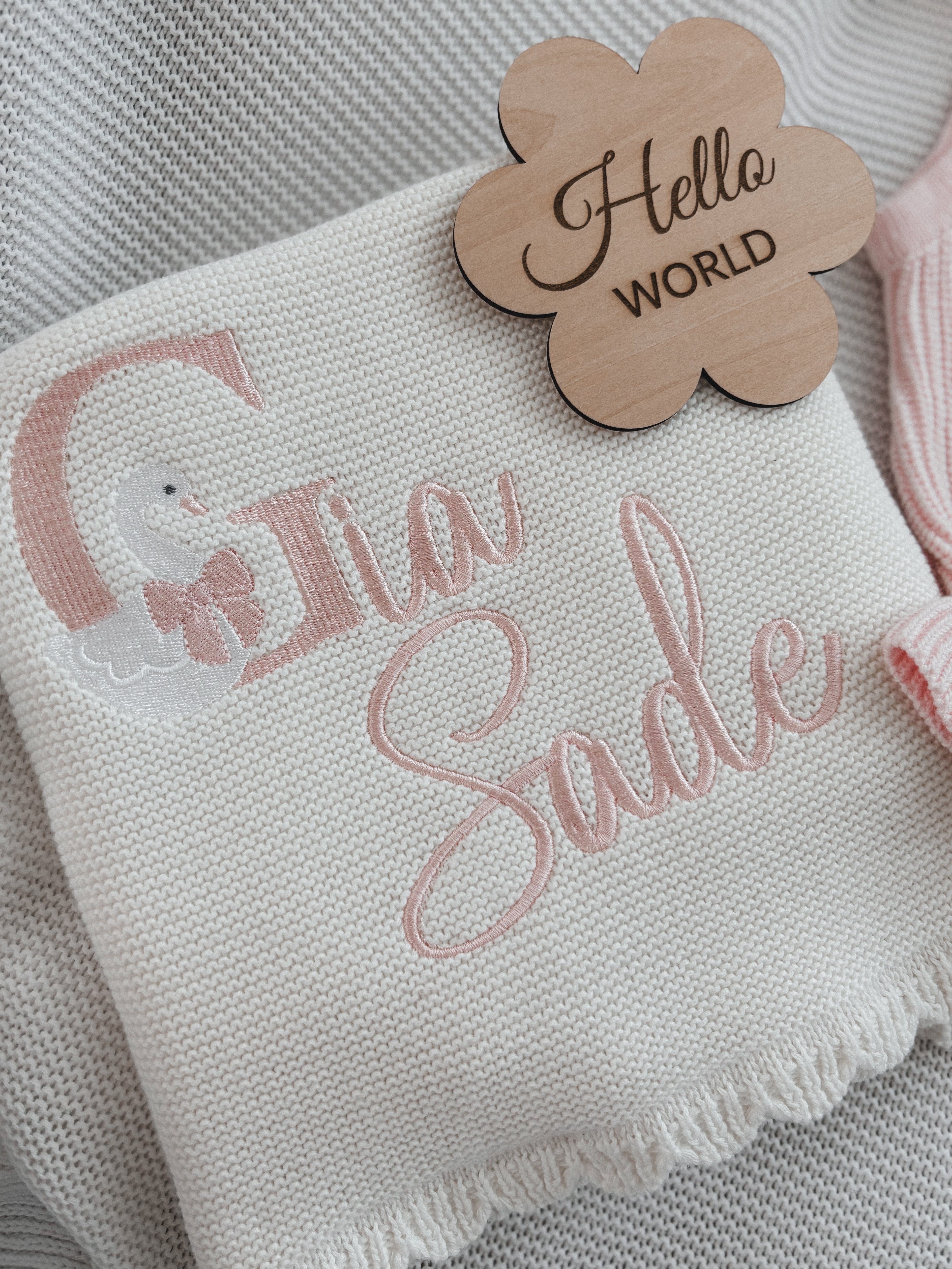 Baby-Strickdecke mit Muschelrand | Weiß