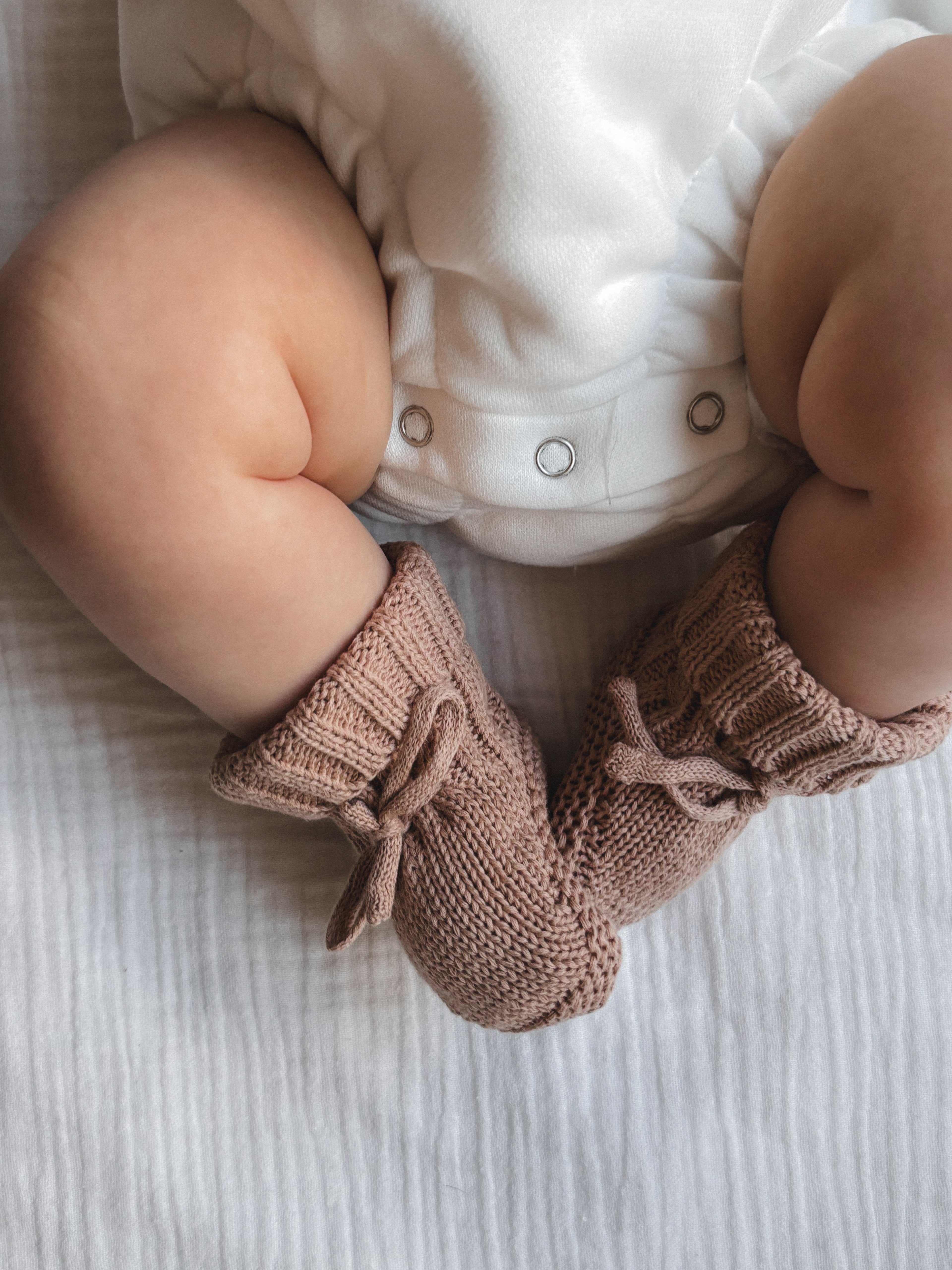 Baby-Strickschühchen | Mokka