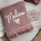 Baby knitted blanket with ruffles | White