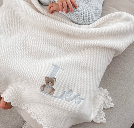 Baby-Strickdecke mit Muschelrand | Weiß