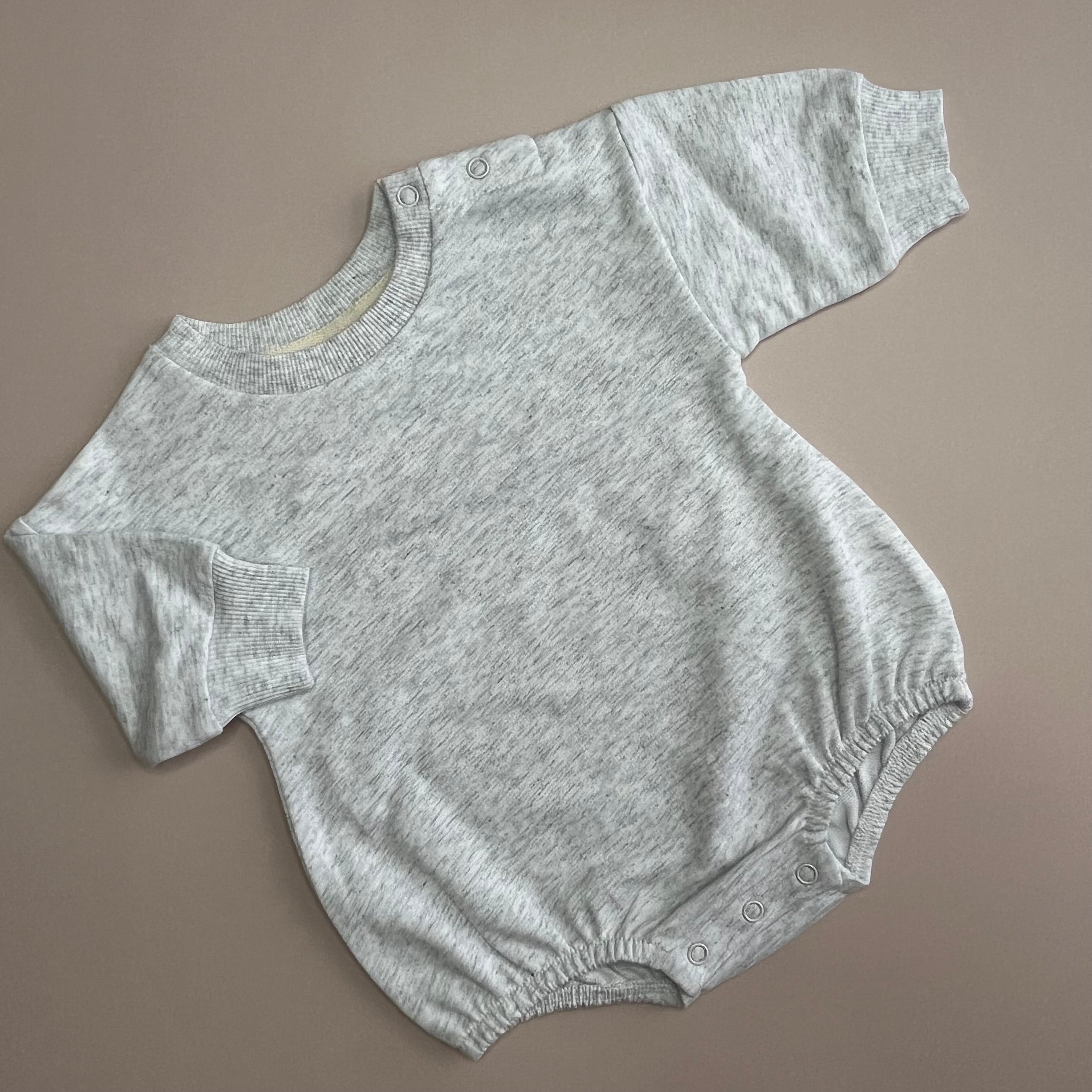 Langarm Strampler | Grau