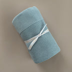 Baby-Strickdecke mit Bordüre | Hellblau