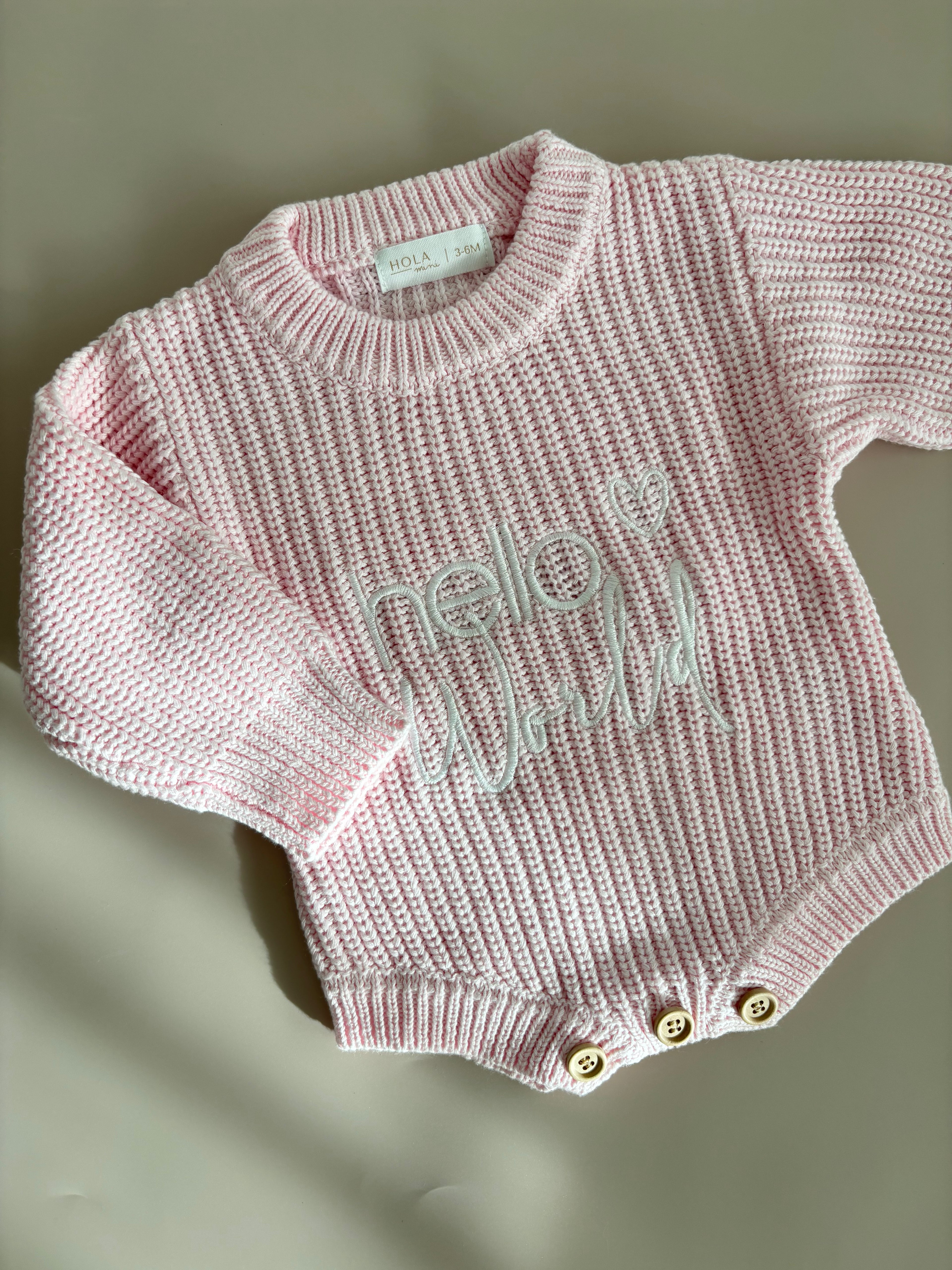 Baumwoll-Strampler Hellrosa – „Hello World“ – Größe 3–6 Monate