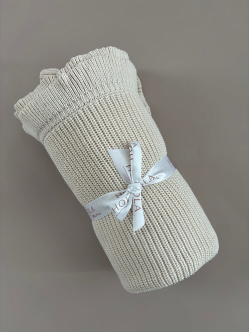 Baby-Strickdecke mit Rüschenrand | Soft Beige